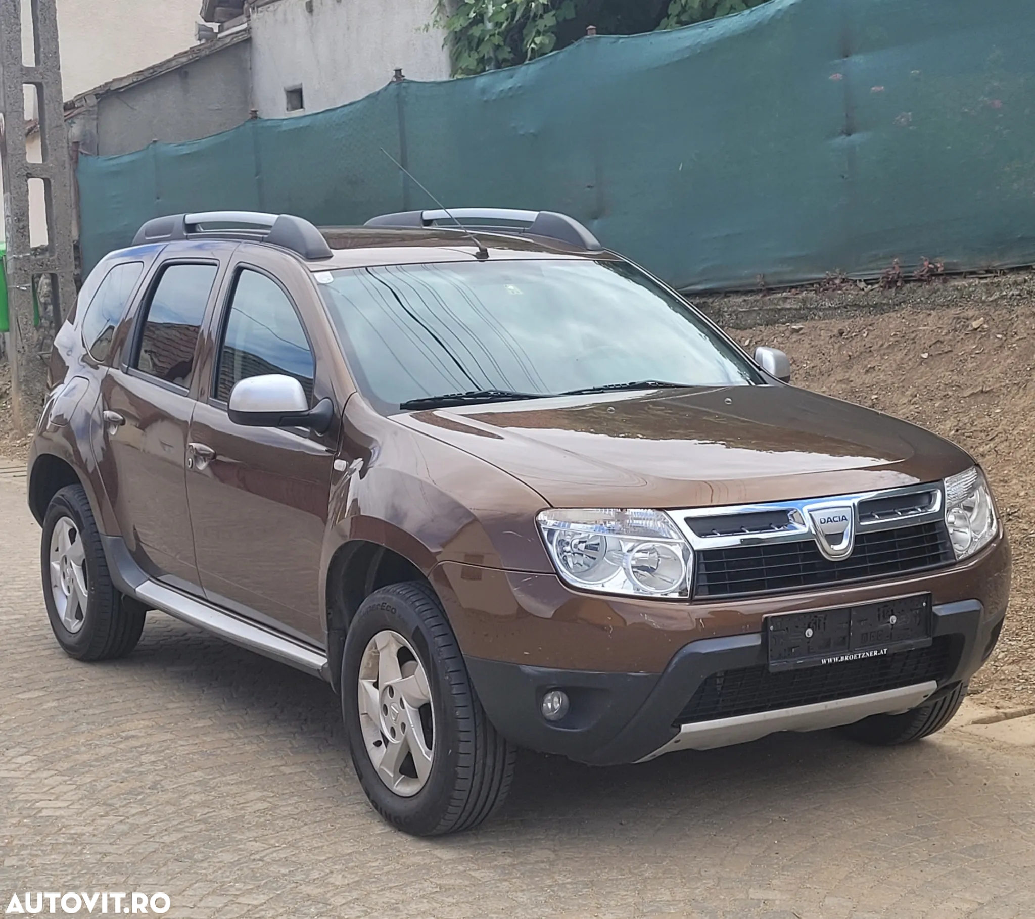 Dacia Duster 1.6 4x2 Laureate - 2
