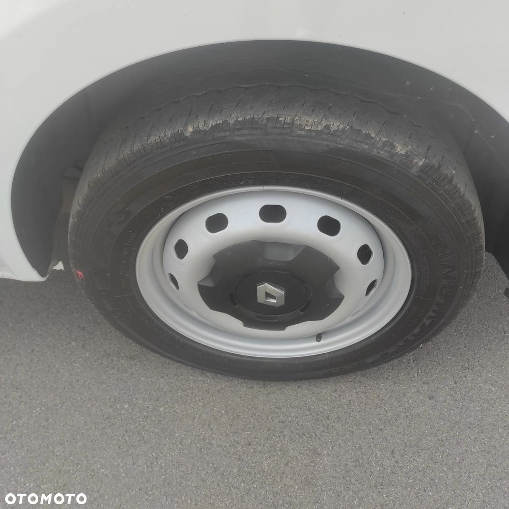 Renault Trafic - 28