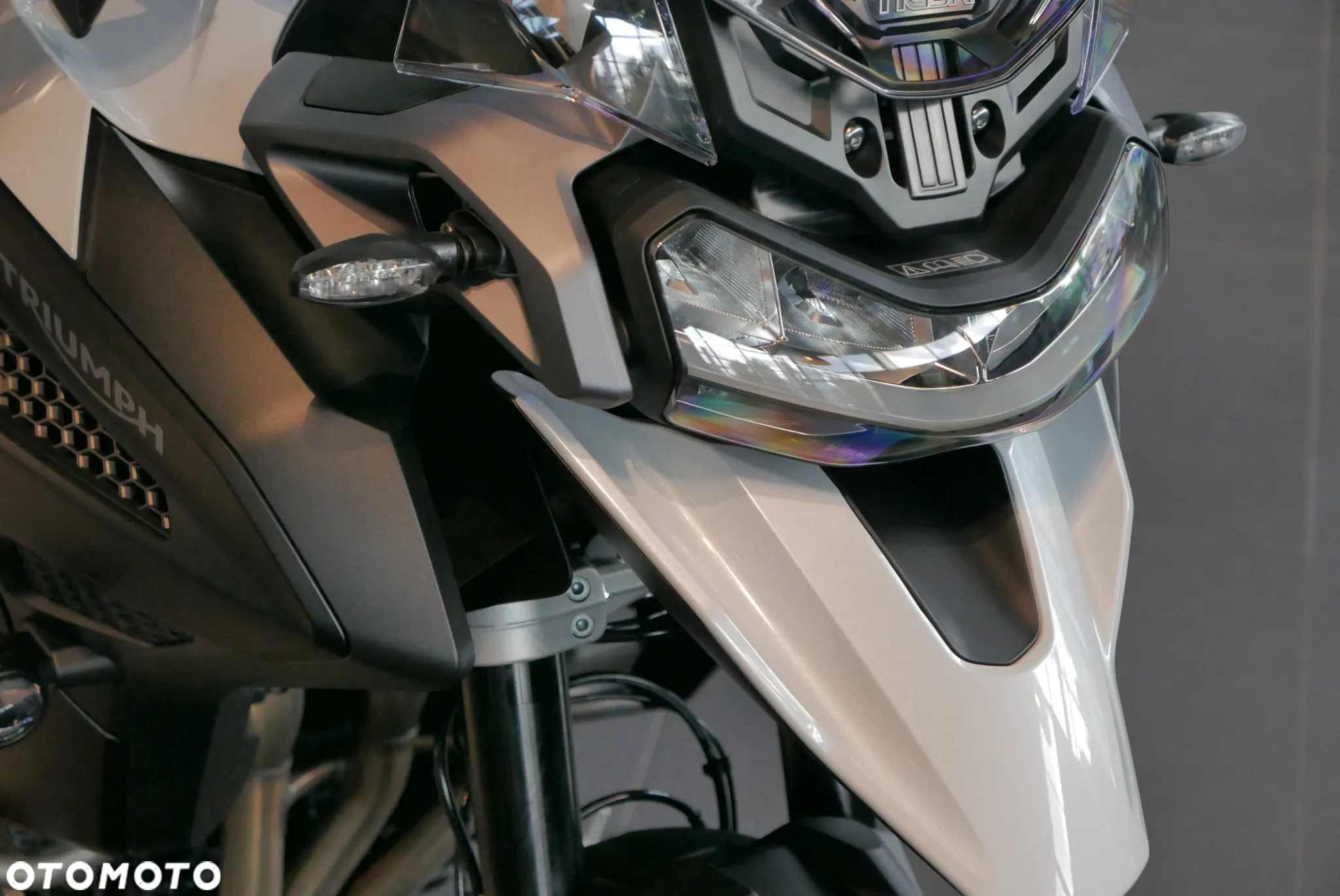 Triumph Tiger - 7
