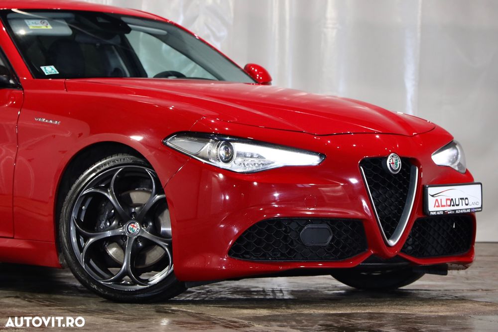 Alfa Romeo Giulia 2.2 AT8-Q4 Veloce - 29