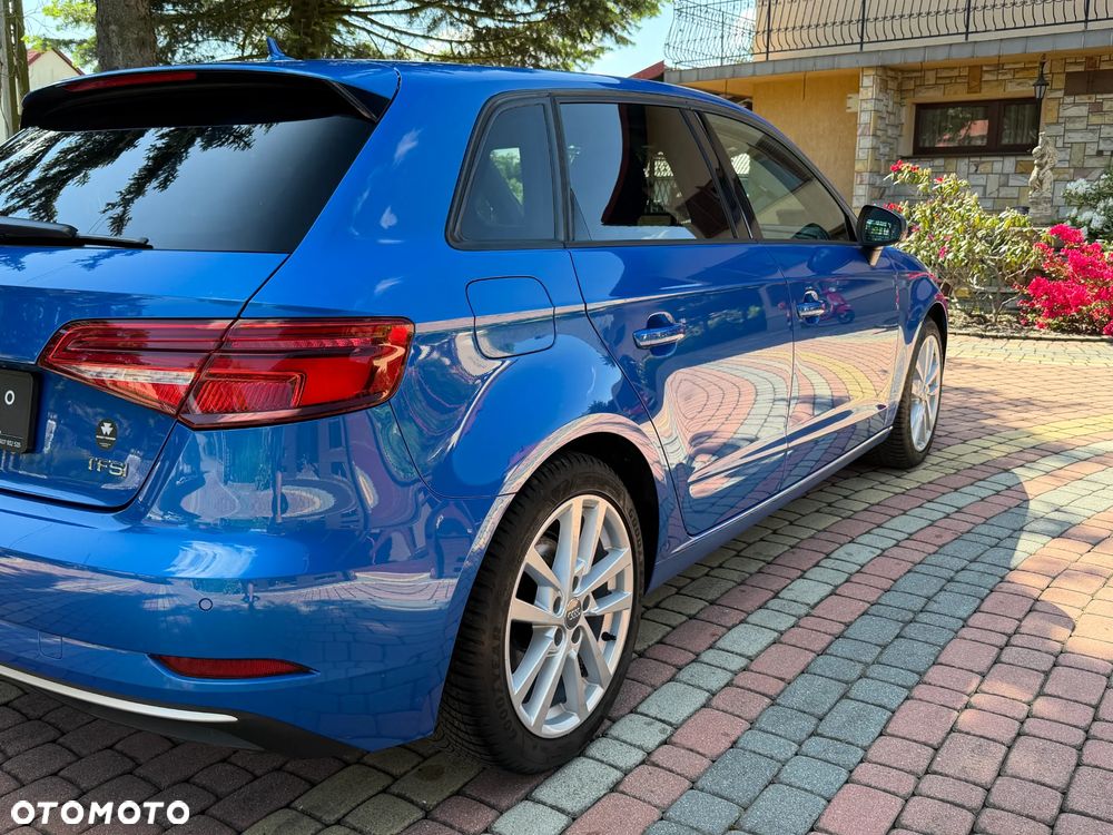 Audi A3 Sportback 1.5 TFSI cylinder on demand sport - 10