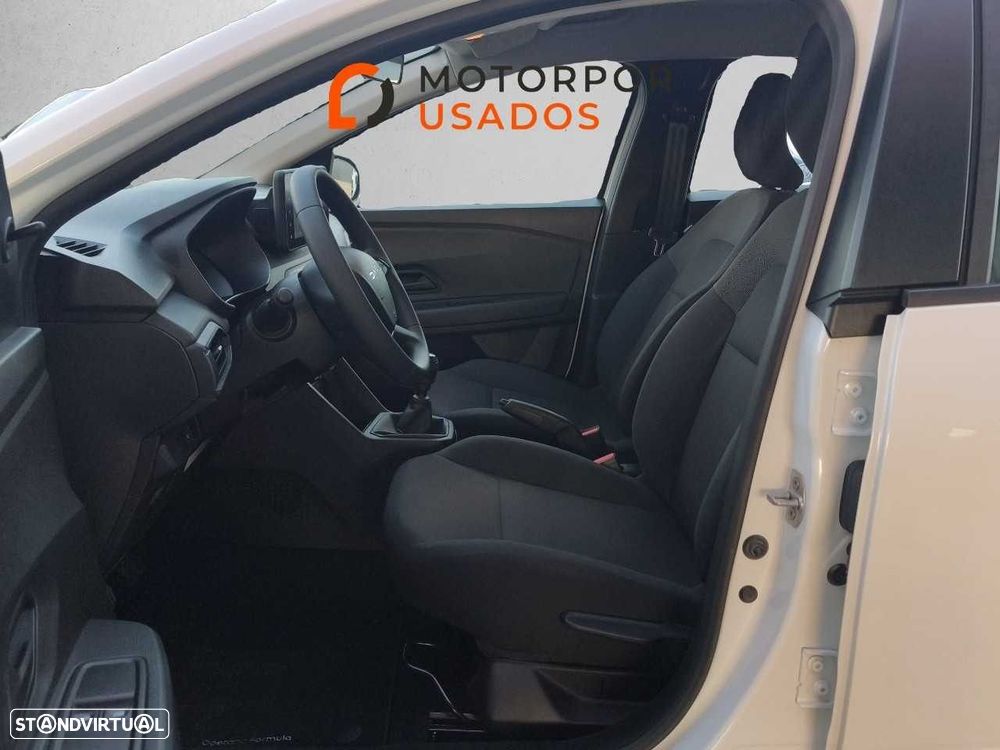 Dacia Sandero 1.0 SCe Essential — fotografia 10