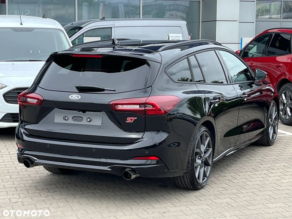 Ford Focus 2.3 EcoBoost ST X - 8