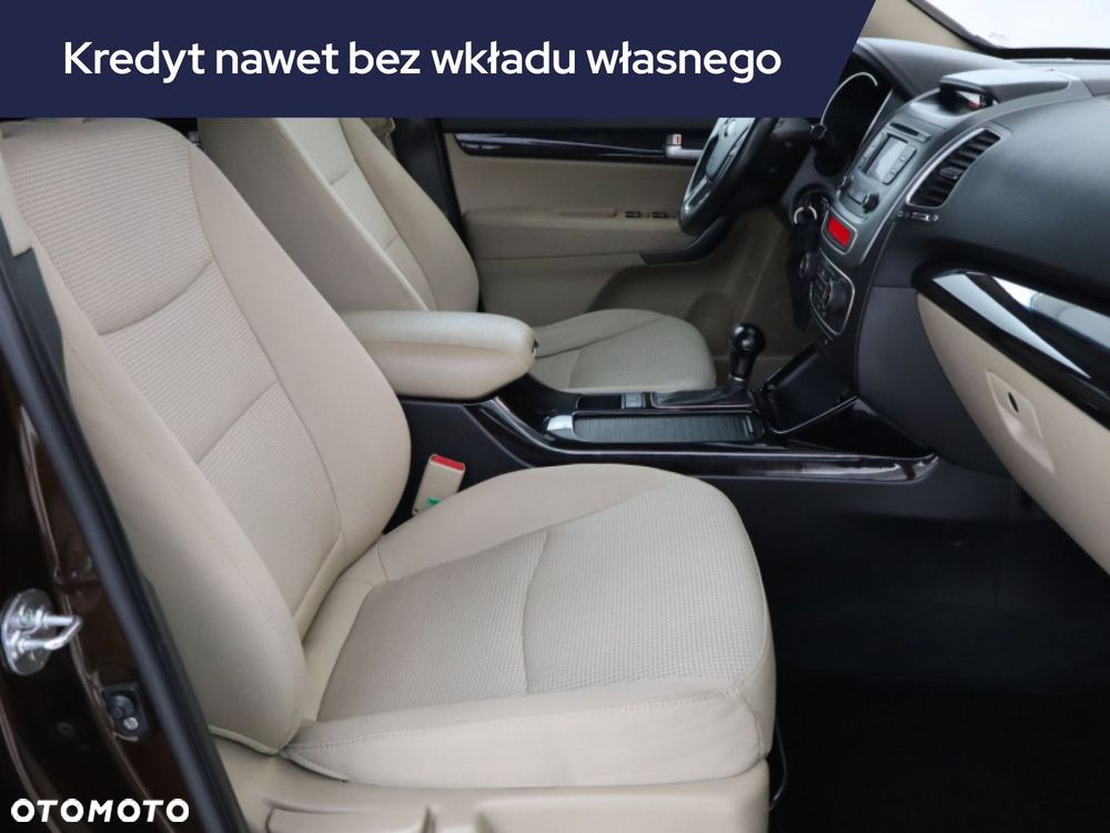 Kia Sorento - 11