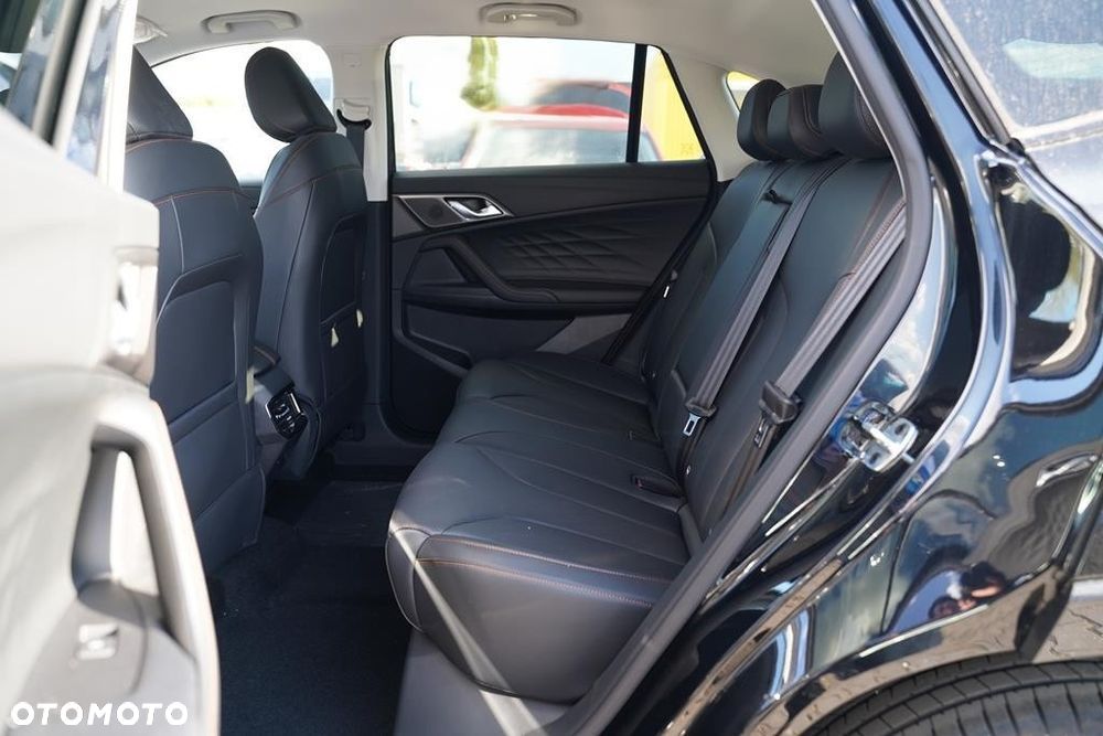 MG HS 1.5 T-GDI Exclusive DCT - 9