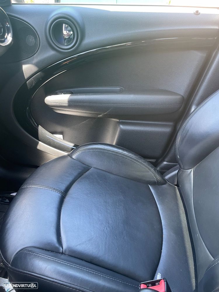 MINI Countryman John Cooper Works ALL4 - 13
