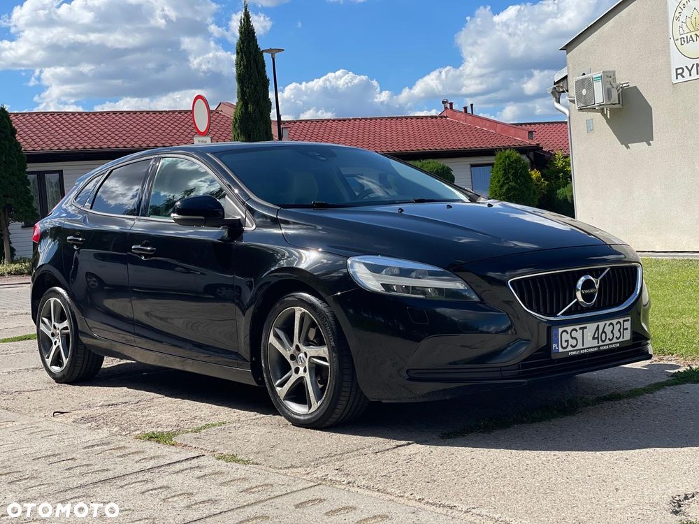 Volvo V40 D2 Drive-E R-Design Momentum - 2