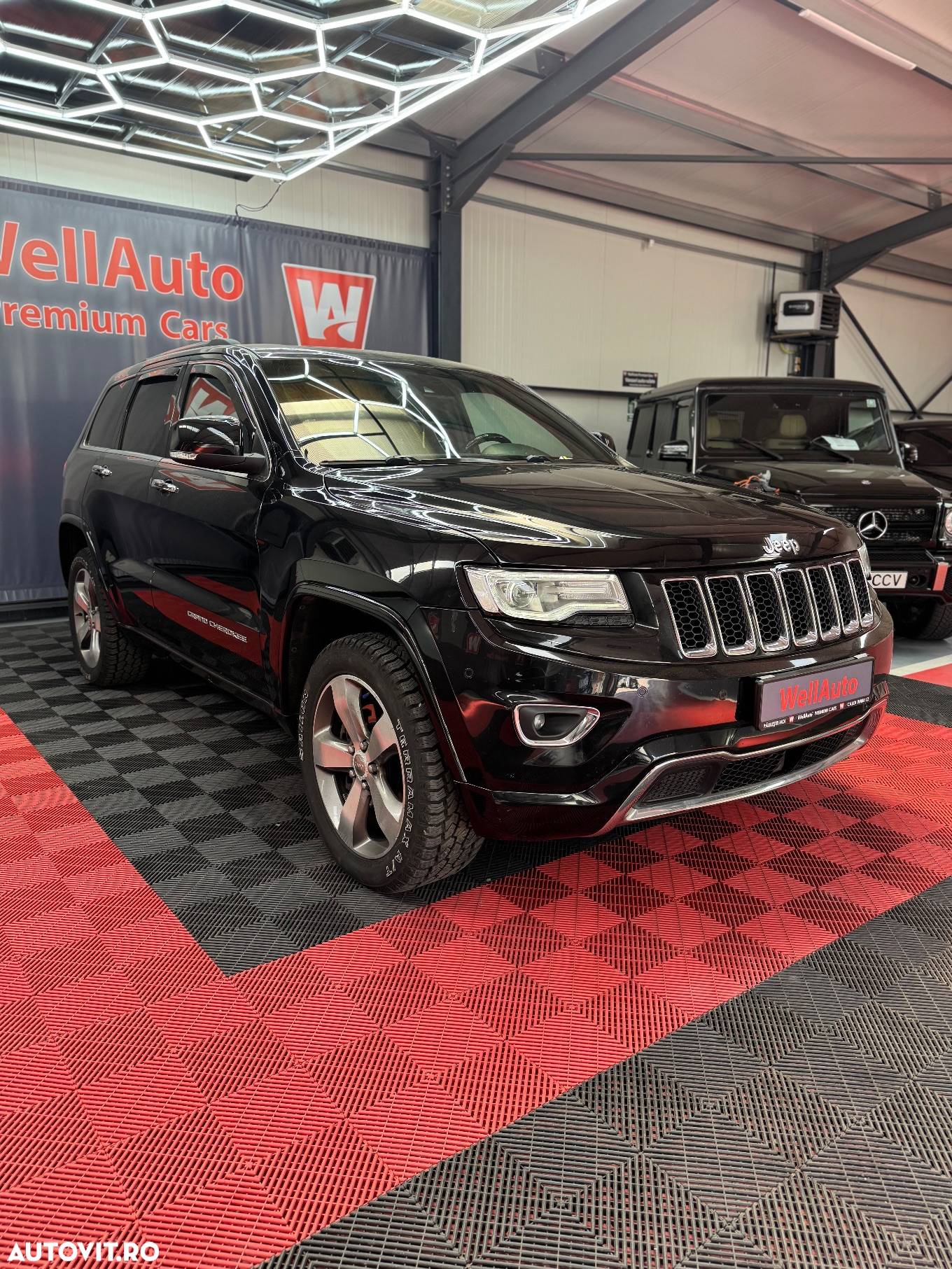 Jeep Grand Cherokee - 3