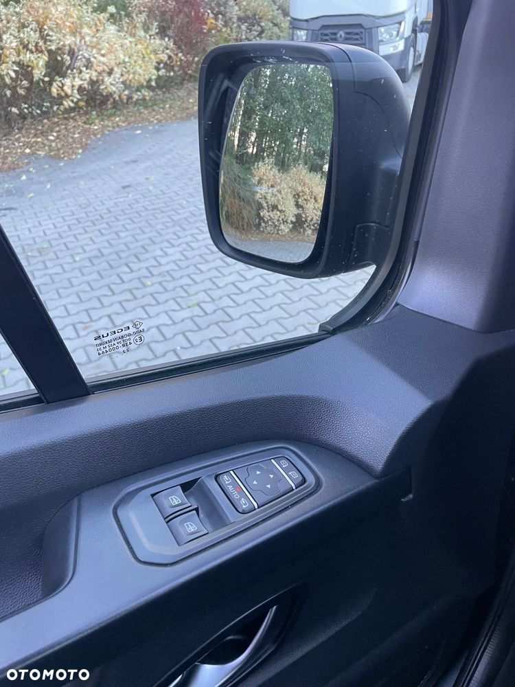 Renault Trafic - 19