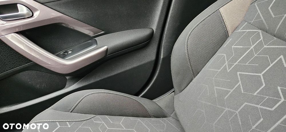 Peugeot 2008 120 VTI Business-Line - 17