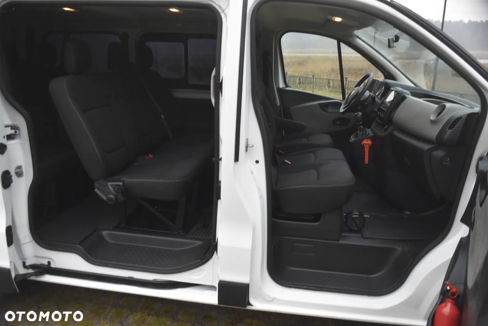Renault Trafic - 12