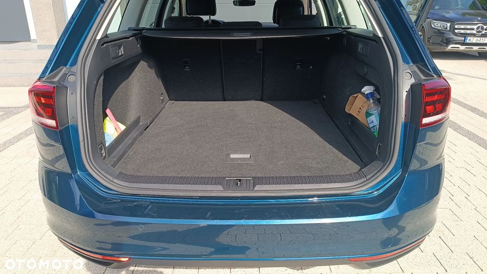 Volkswagen Passat Variant 2.0 TDI EVO Business DSG - 24