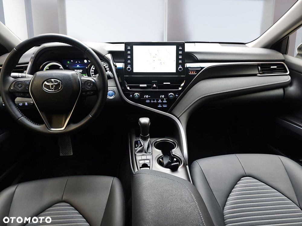 Toyota Camry 2.5 Hybrid Prestige CVT - 8