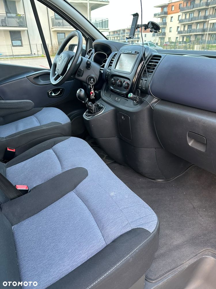 Opel Vivaro - 9
