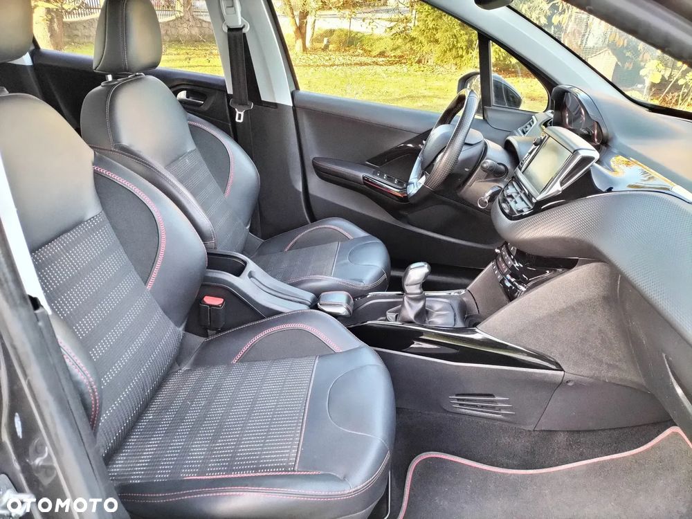 Peugeot 2008 PureTech 110 Stop&Start GT-Line Edition - 13