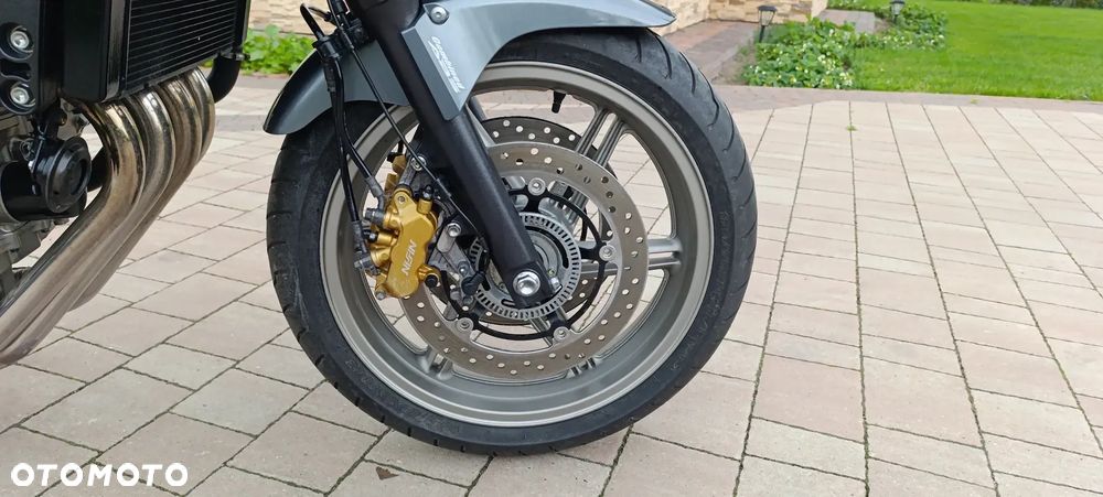 Honda CBF - 27