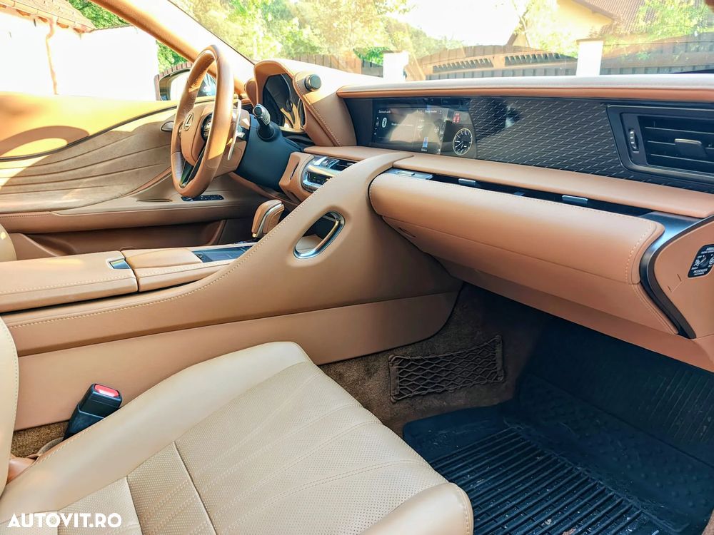 Lexus LC 500h - 18
