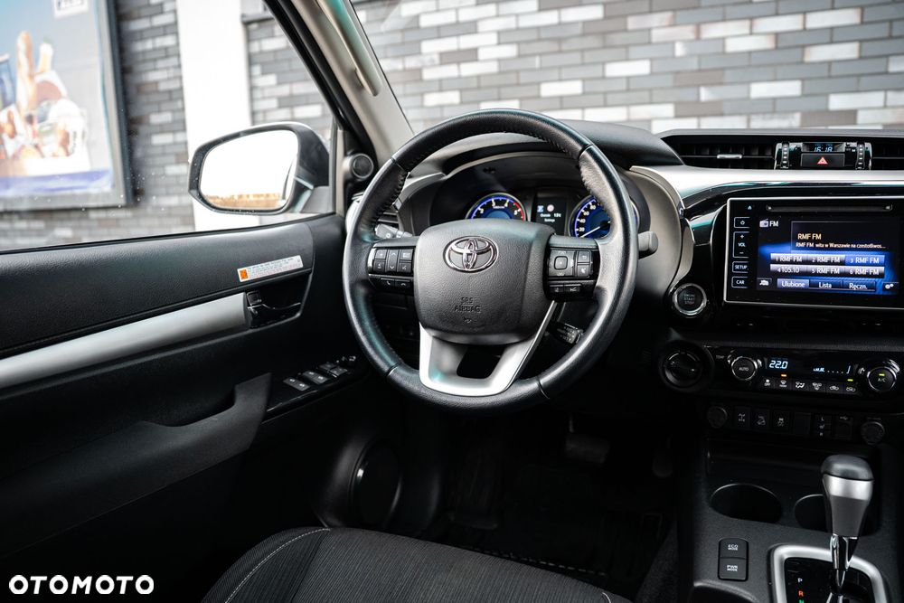 Toyota Hilux 2.4 D-4D Double Cab SR5 4x4 - 16