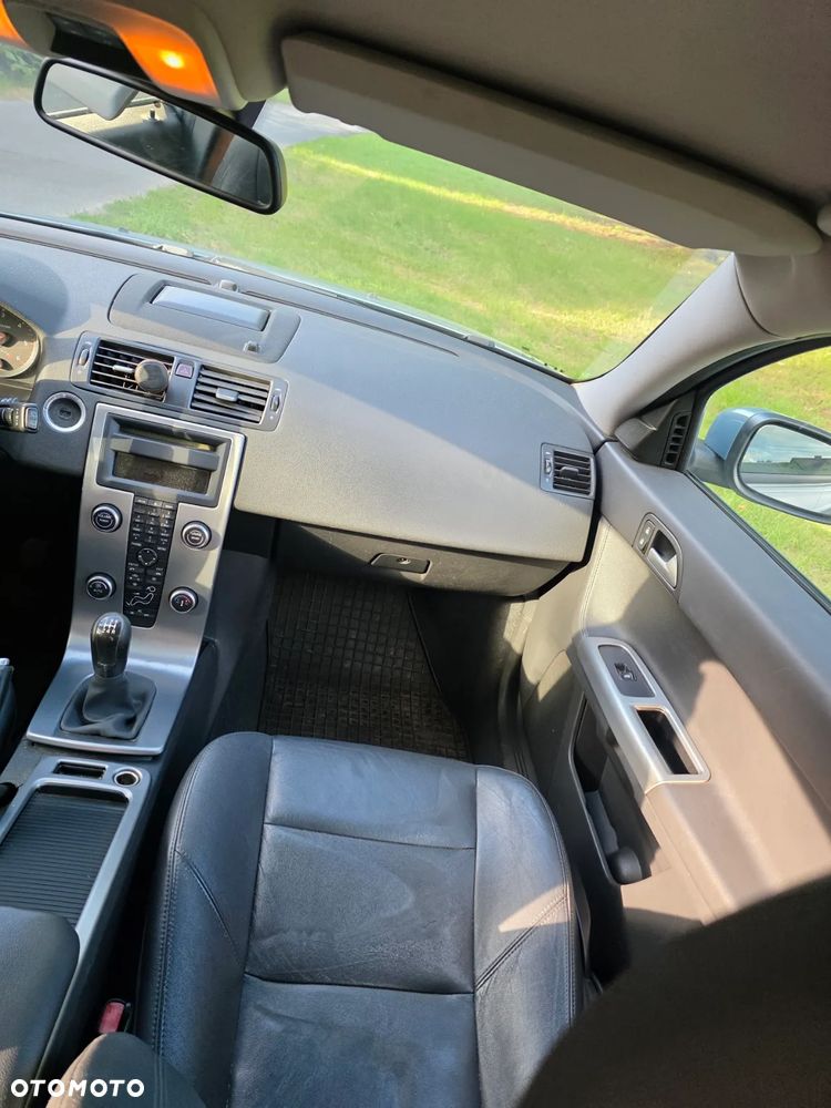 Volvo V50 1.6D - 12
