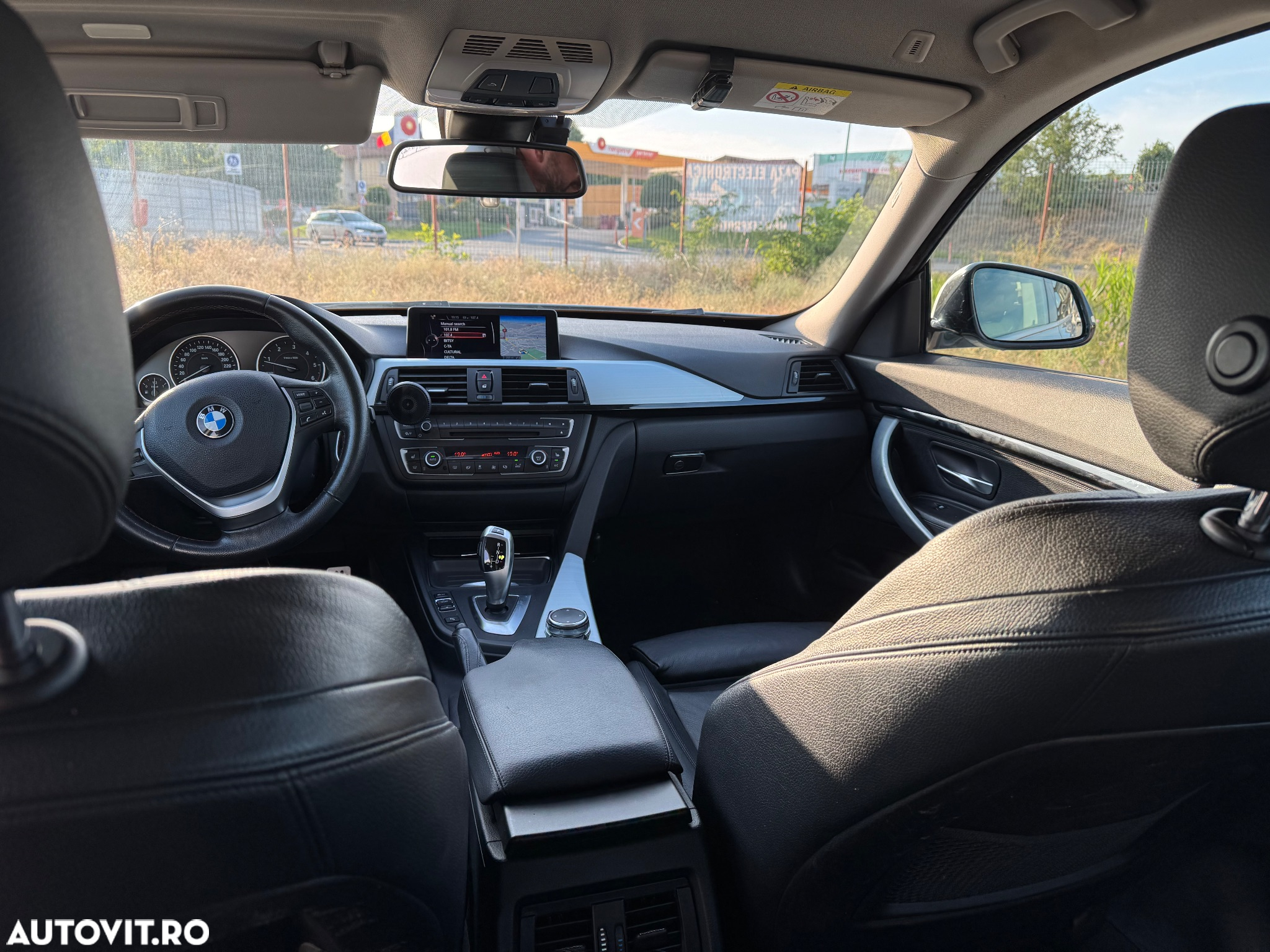 BMW Seria 3 320d xDrive GT Aut. Sport Line - 9