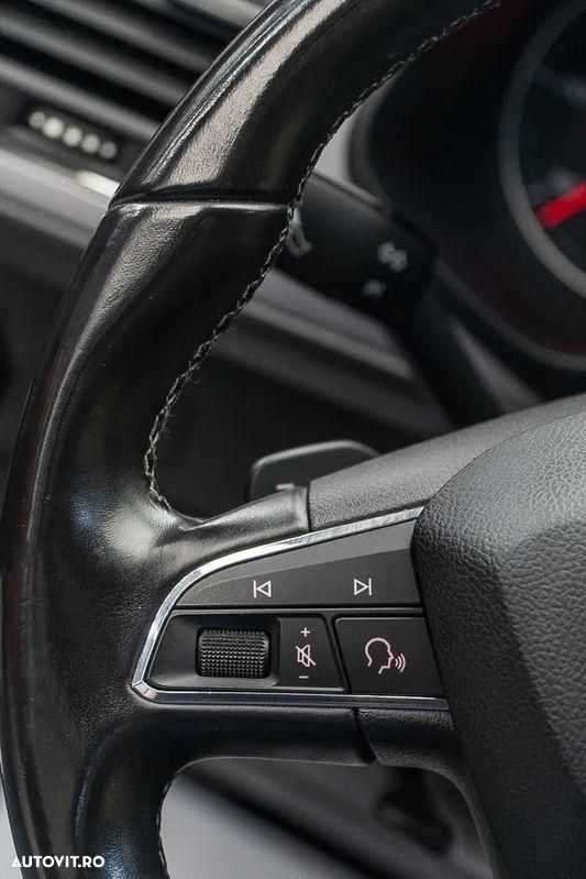 Seat Leon 2.0 TDI DPF Start&Stop DSG XCELLENCE - 31