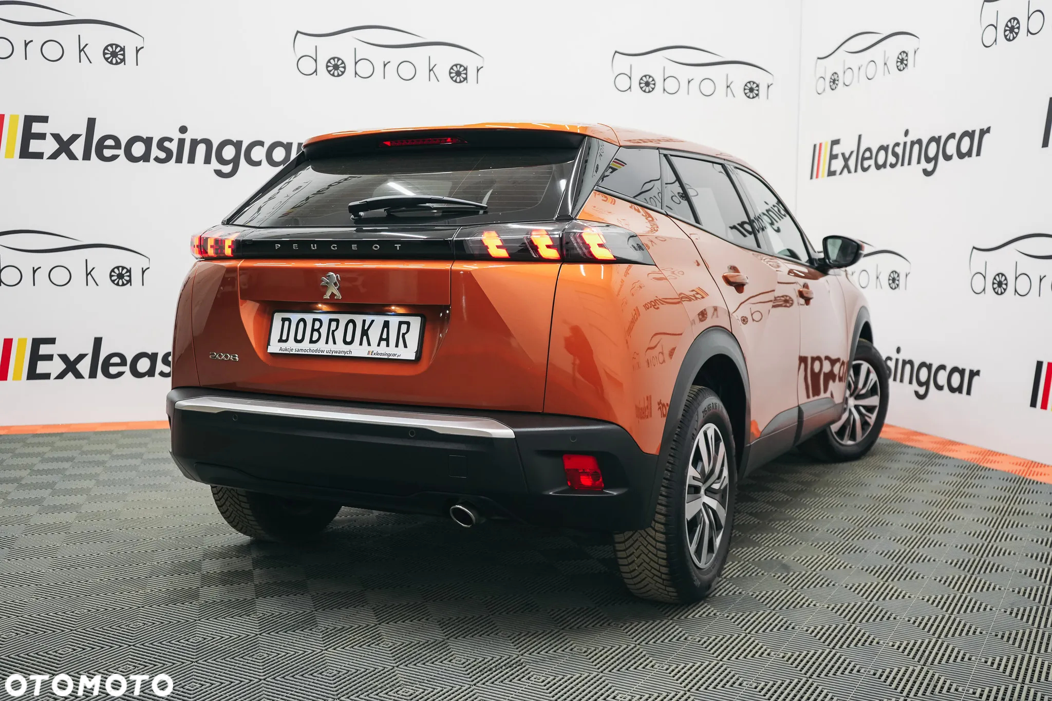 Peugeot 2008 1.5 BlueHDi Allure S&S EAT8 - 13