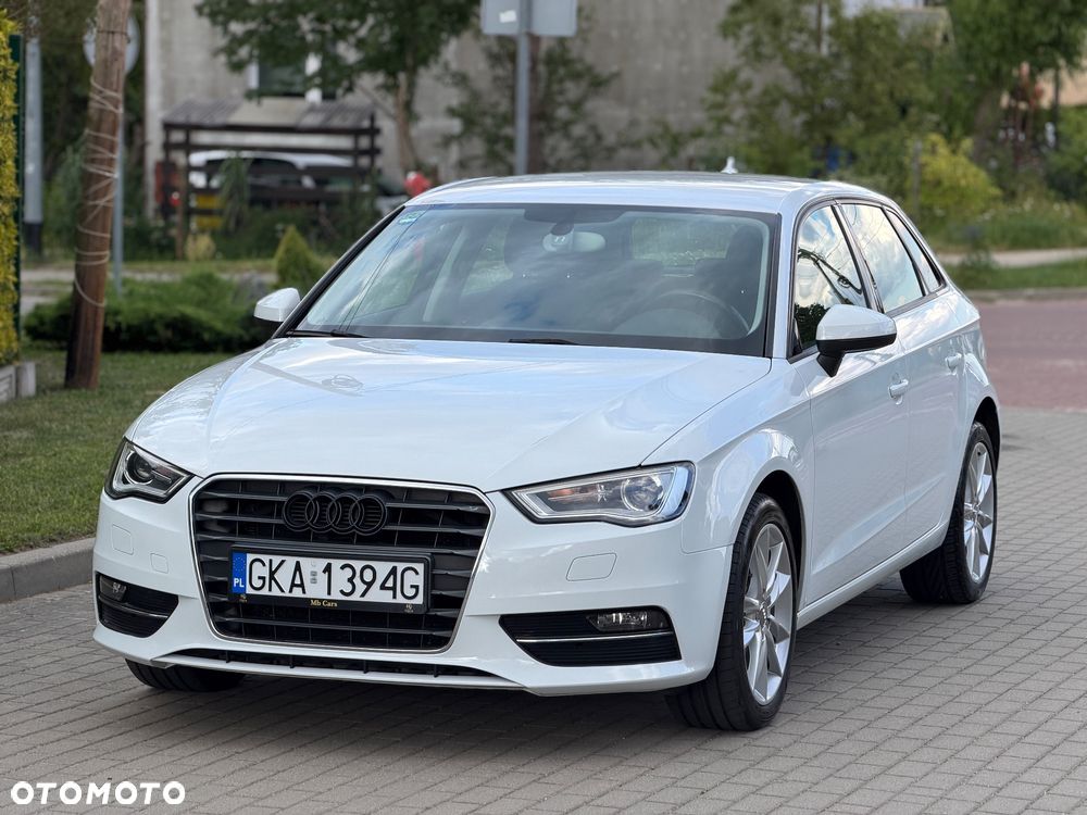 Audi A3 Sportback 1.2 TFSI Attraction - 1