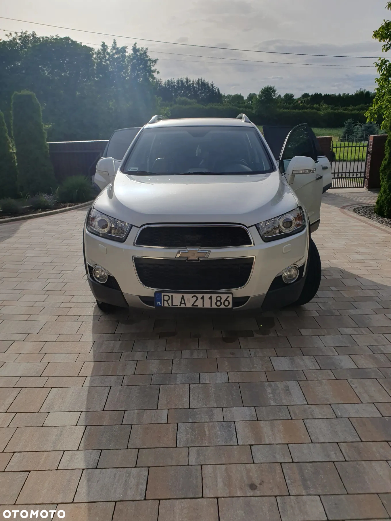 Chevrolet Captiva 2.2 d LTZ - 15