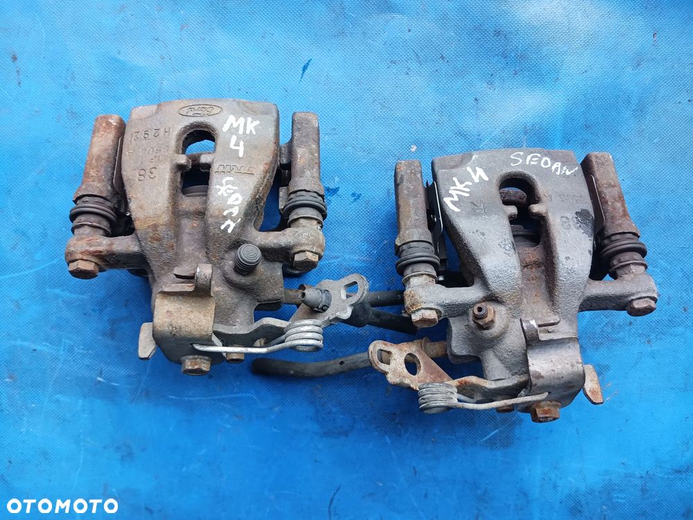 Zacisk hamulcowy jarzmo tył tylne tylny Ford Mondeo MK4 S-Max zaciski hamulcowe lewy prawy tył tylny tarcze hamulcowe tył ZESTAW