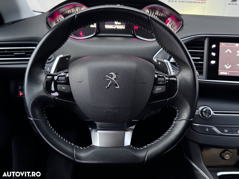 Peugeot 308 BlueHDi 130 EAT8 Stop & Start Active Business-Paket - 24