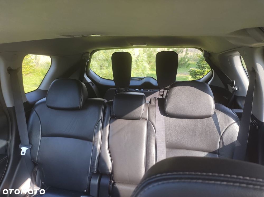 Mitsubishi Outlander - 13