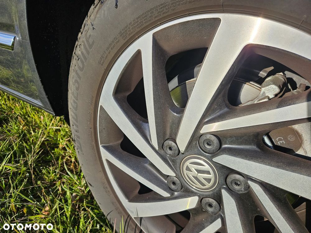 Volkswagen California - 28