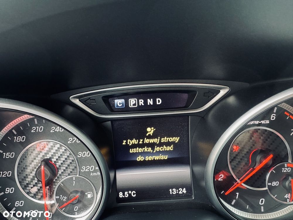 Mercedes-Benz CLA AMG 45 4Matic AMG Speedshift DCT 7G - 29