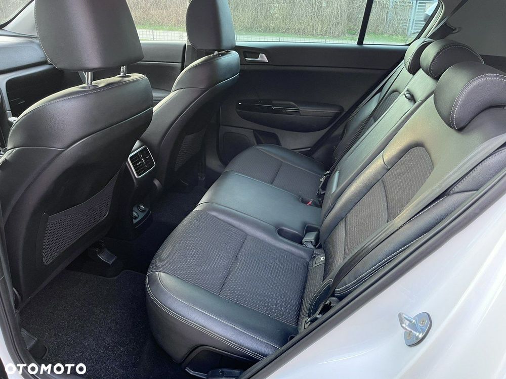 Kia Sportage - 32