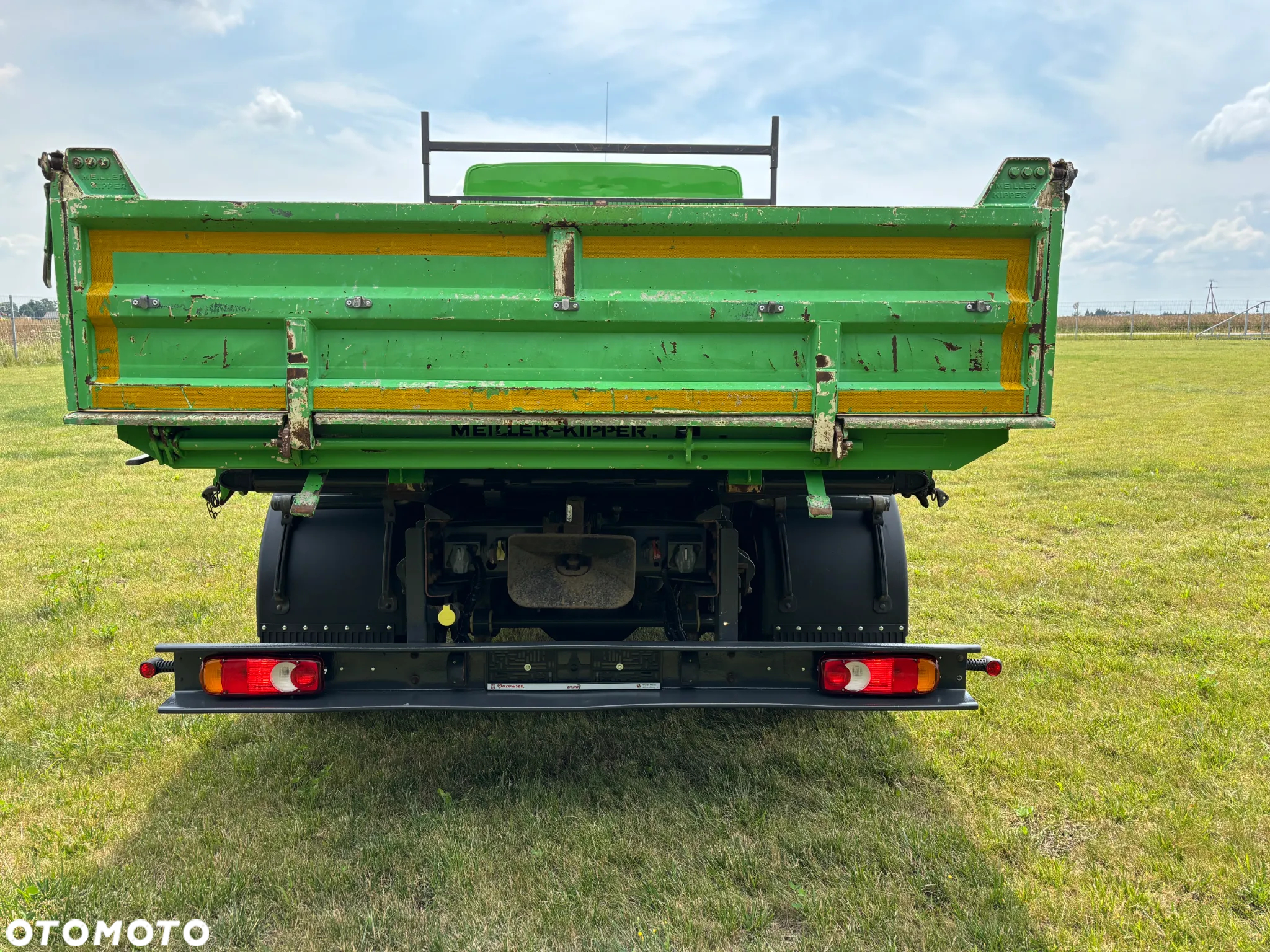 Renault D12 wywrotka, 12 ton DMC , zaczep do przyczepy , oryginalny kiper Meiller, mały przebieg od 1 właściciela z Niemiec, 6100 kg ładowność. manualna skrzynia , na resorze, idealna pod minikoparkę , przyczepę ( Mercedes ATEGO, AXOR, MAN TGM ) - 13