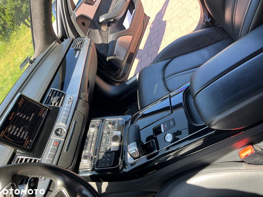 Audi A8 4.2 TDI L Quattro - 15