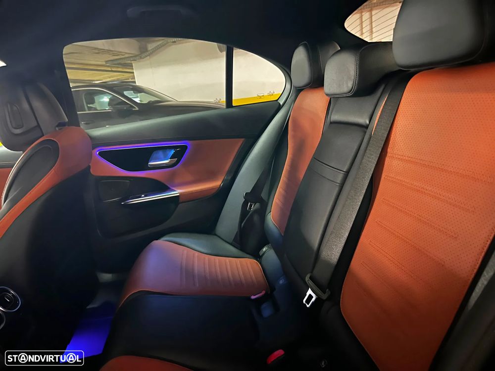 Mercedes-Benz C 300 d AMG Line - 12