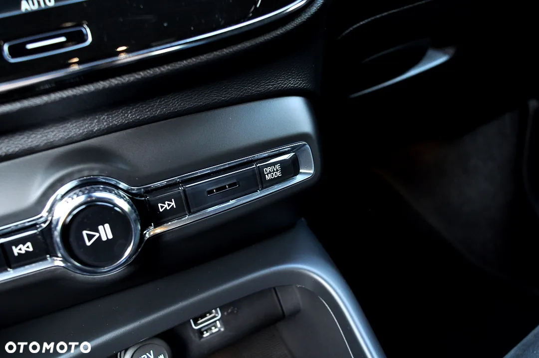 Volvo XC 40 D3 R-Design - 27