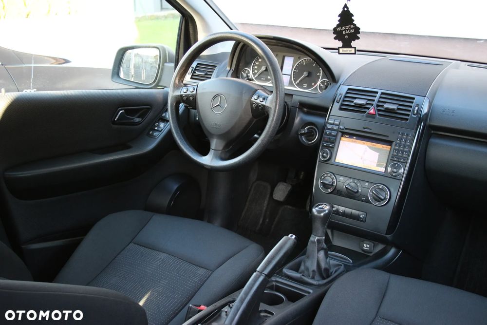 Mercedes-Benz Klasa A 180 CDI Avantgarde DPF - 26