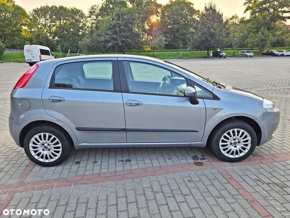 Fiat Grande Punto 1.4 8V - 6