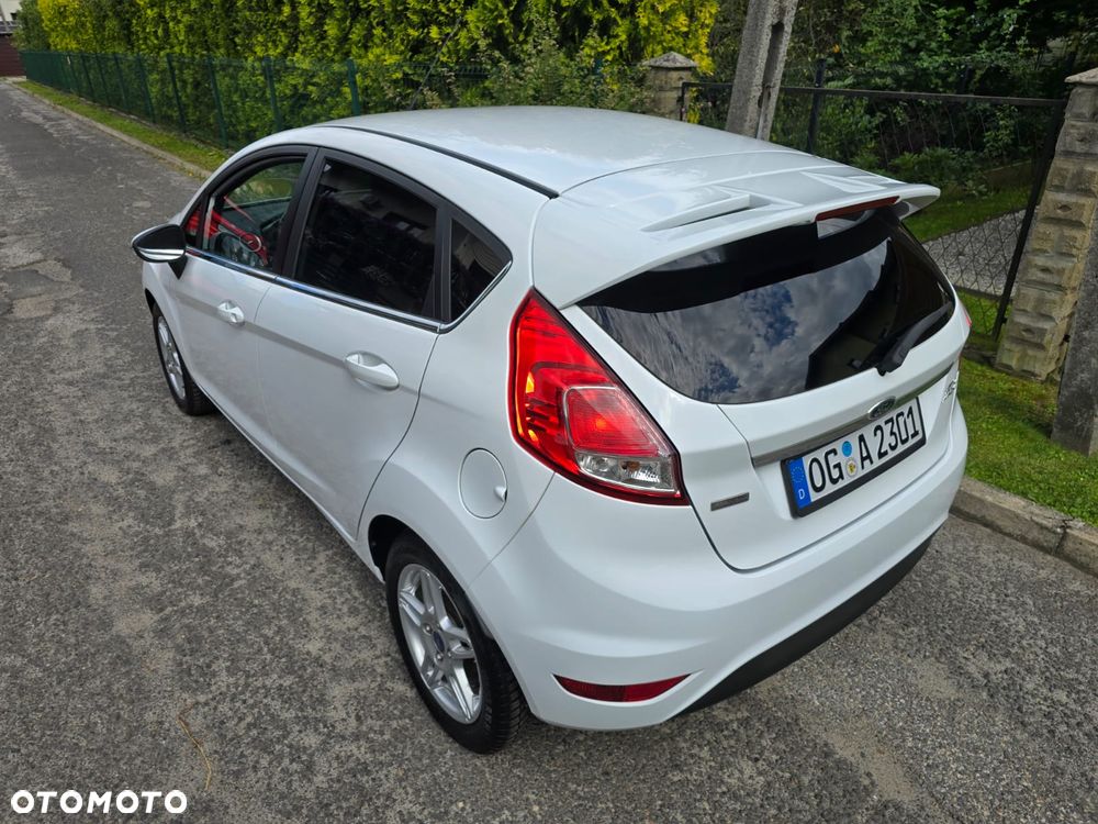 Ford Fiesta 1.0 EcoBoost Titanium - 9