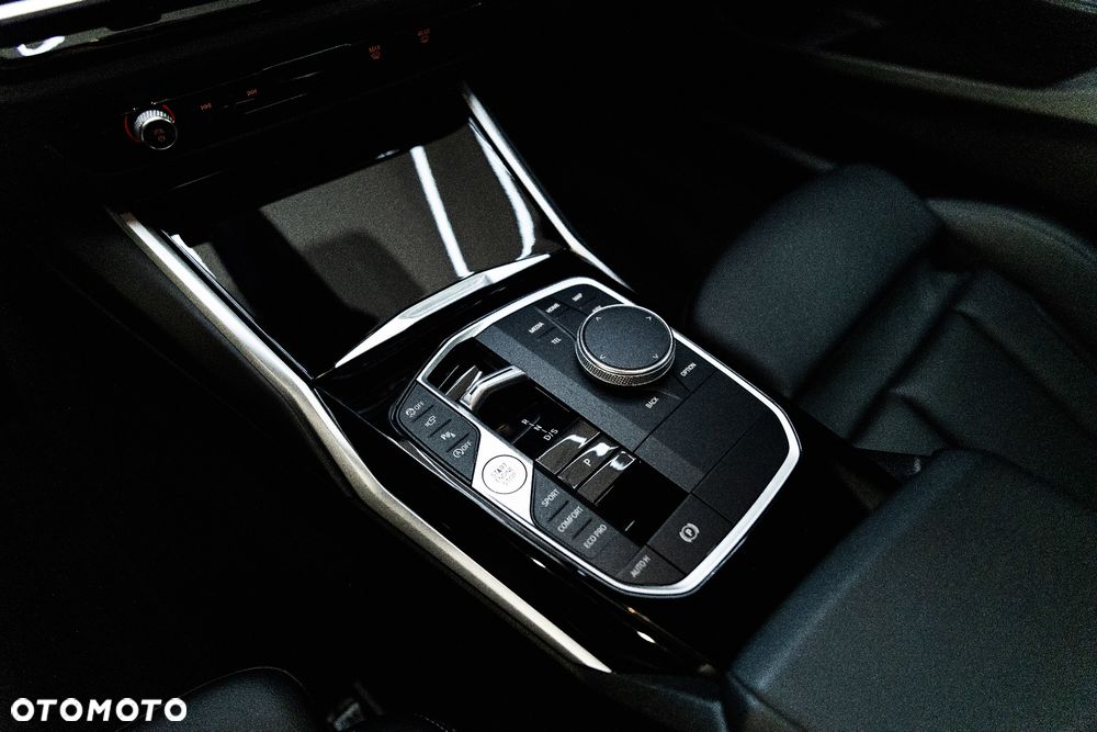 BMW Seria 2 230i - 8