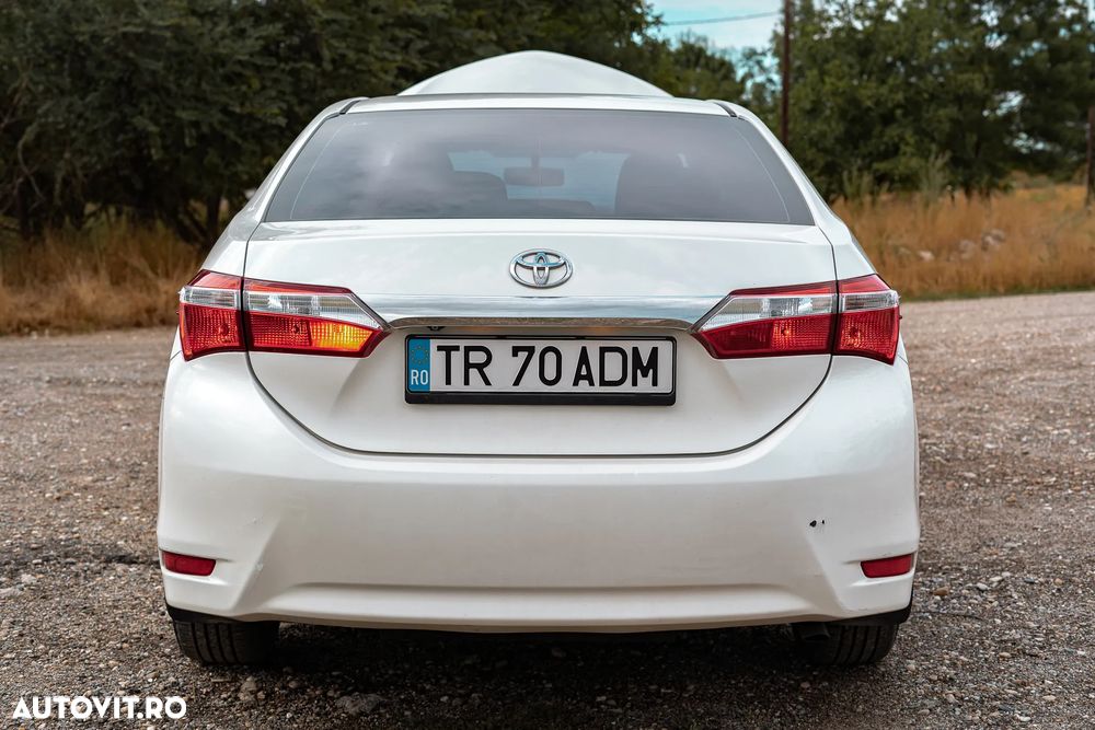 Toyota Corolla 1.6 Valvematic CVT Sol - 18
