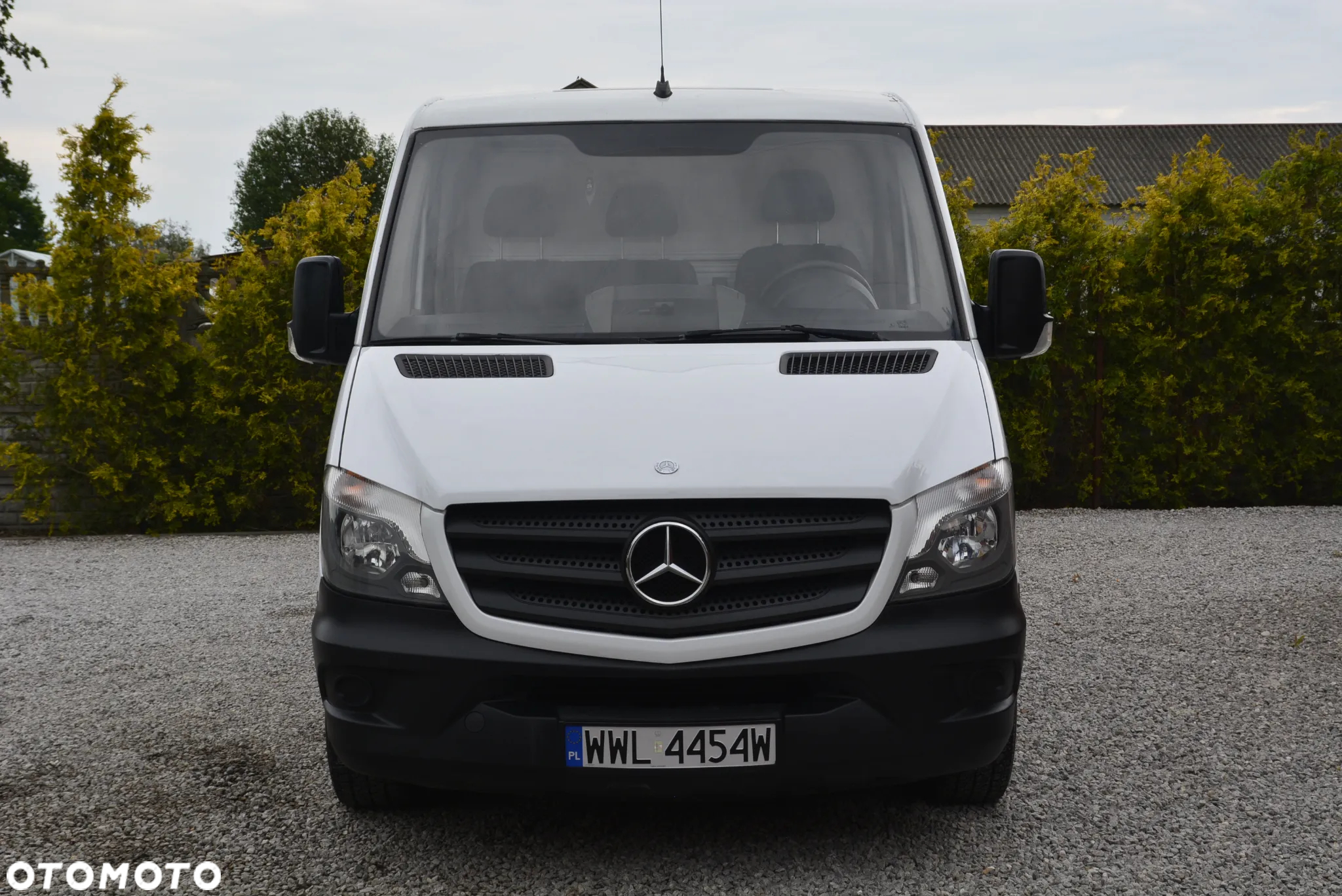 Mercedes-Benz Sprinter - 11