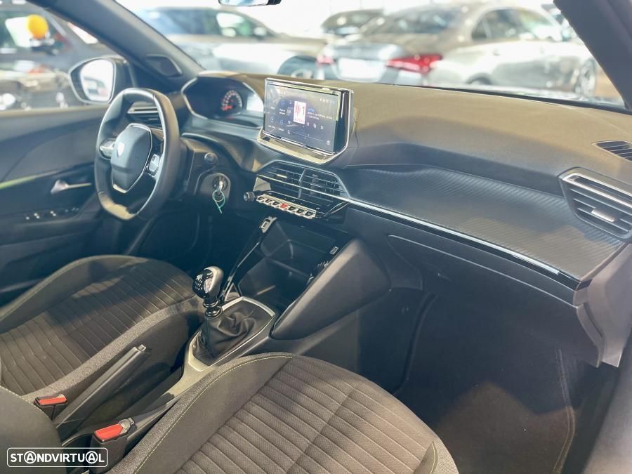 Peugeot 2008 1.2 PureTech Style - 31