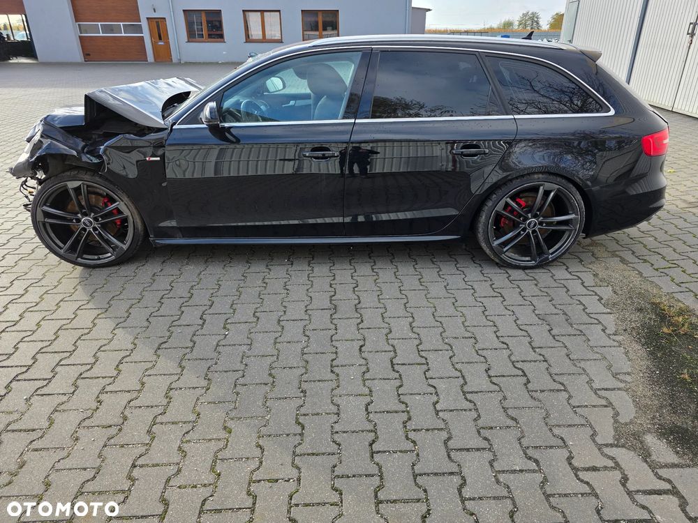 Audi A4 Avant - 8