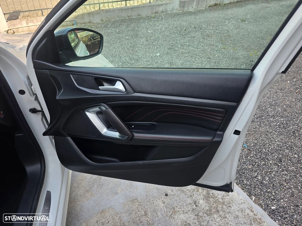 Peugeot 308 BlueHDi FAP 130 Stop & Start GT Pack - 37
