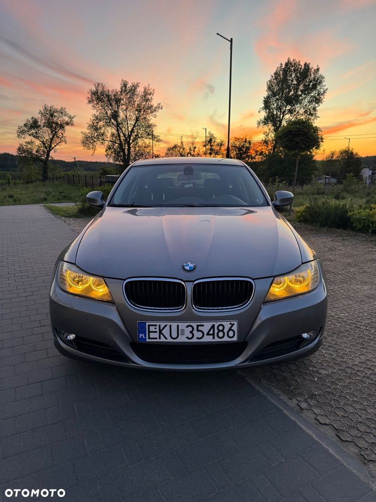 BMW Seria 3 316i - 12