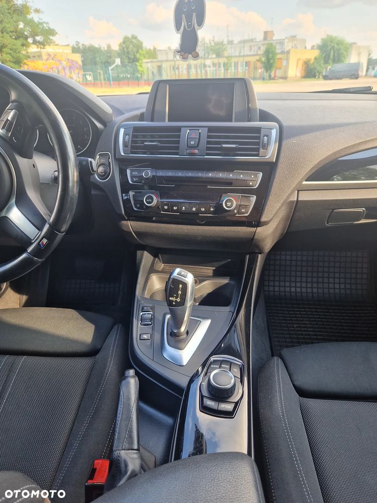 BMW Seria 1 118i GPF Sport Line - 11