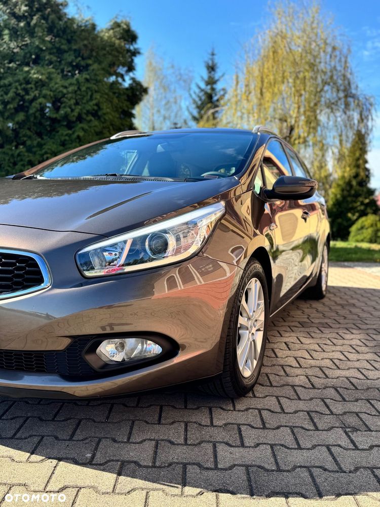 Kia Ceed 1.6 GDI Dream Team Edition - 8